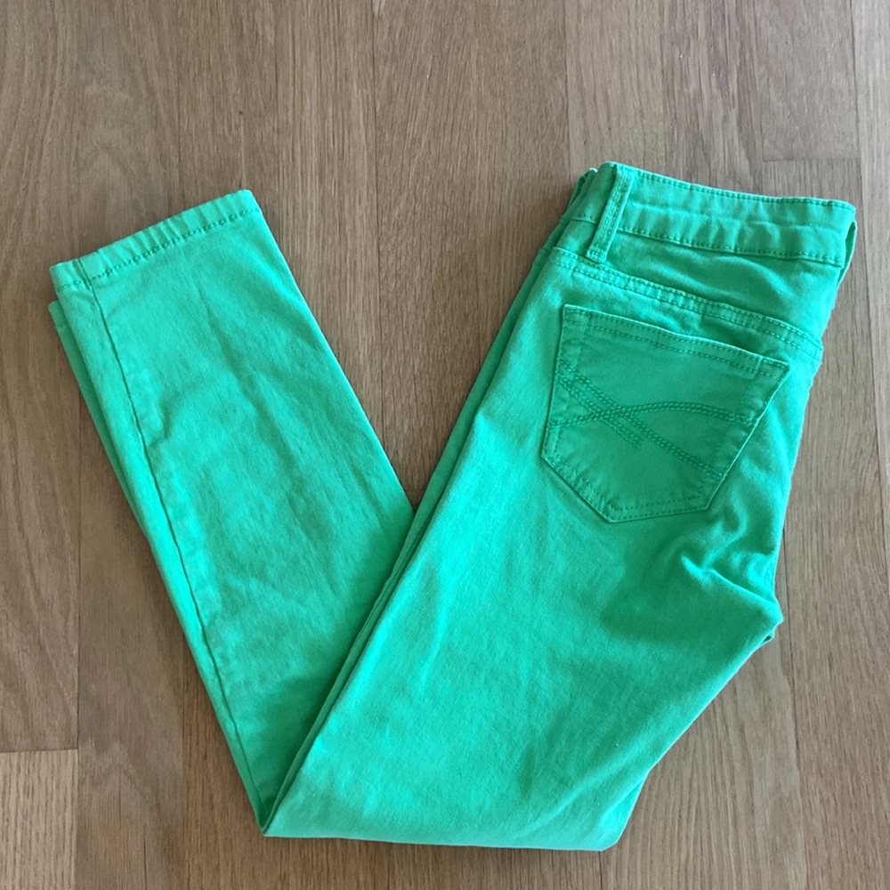 Aeropostale EUC “Lola Cropped” Jeans